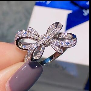 Stunning Ribbon/Bow Statement Ring